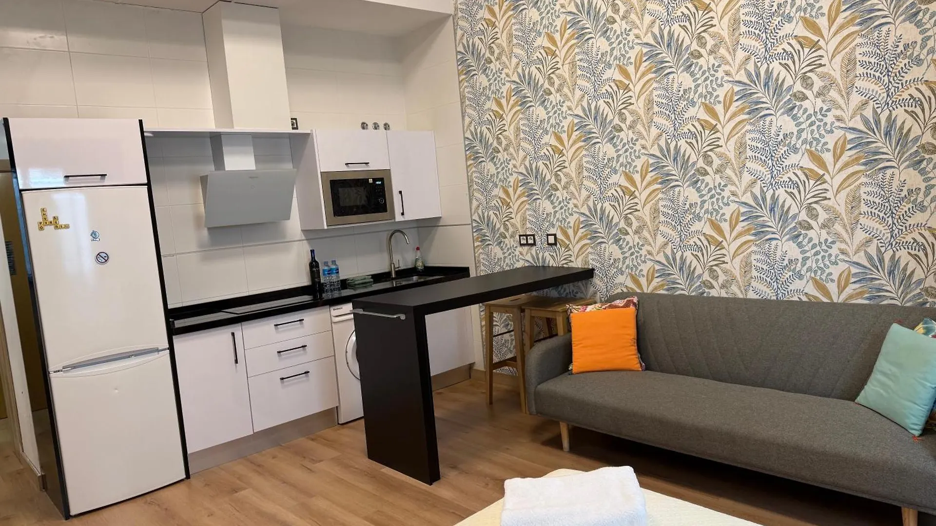 Lovely Studio In The Heart Of Malaga Free Swimming Pool 0*,  Espagne